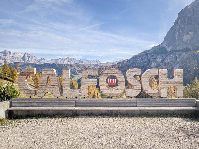 Kolfuschg | Holzschriftzug