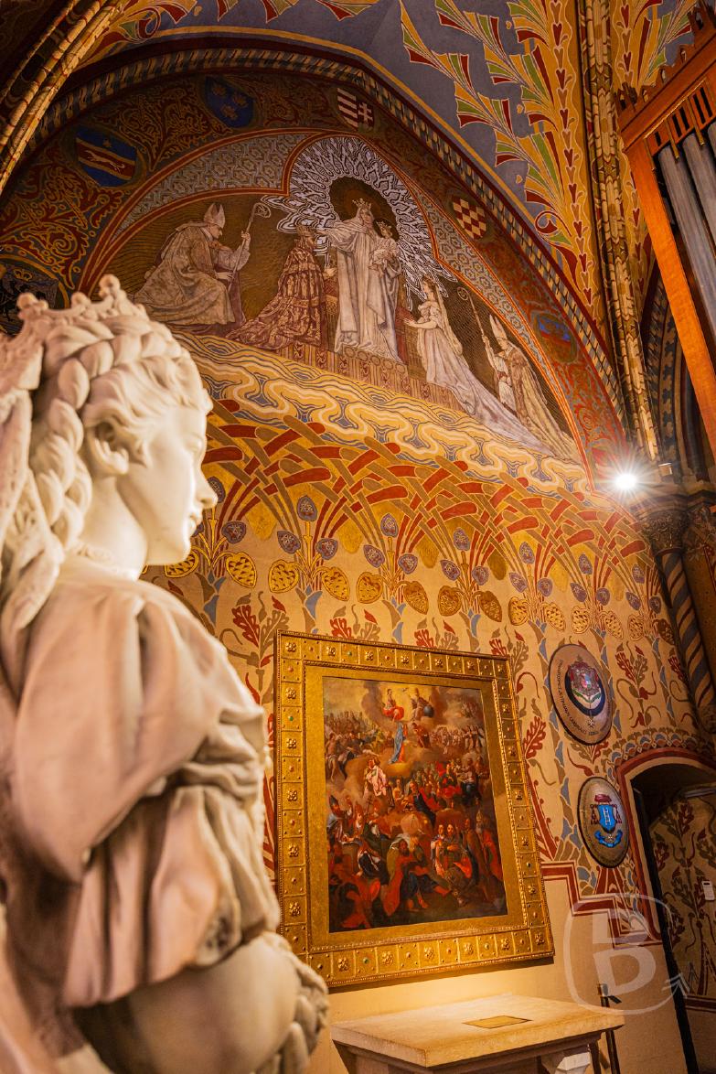 Budapest | Statue der Königin Elisabeth in der Matthiaskirche