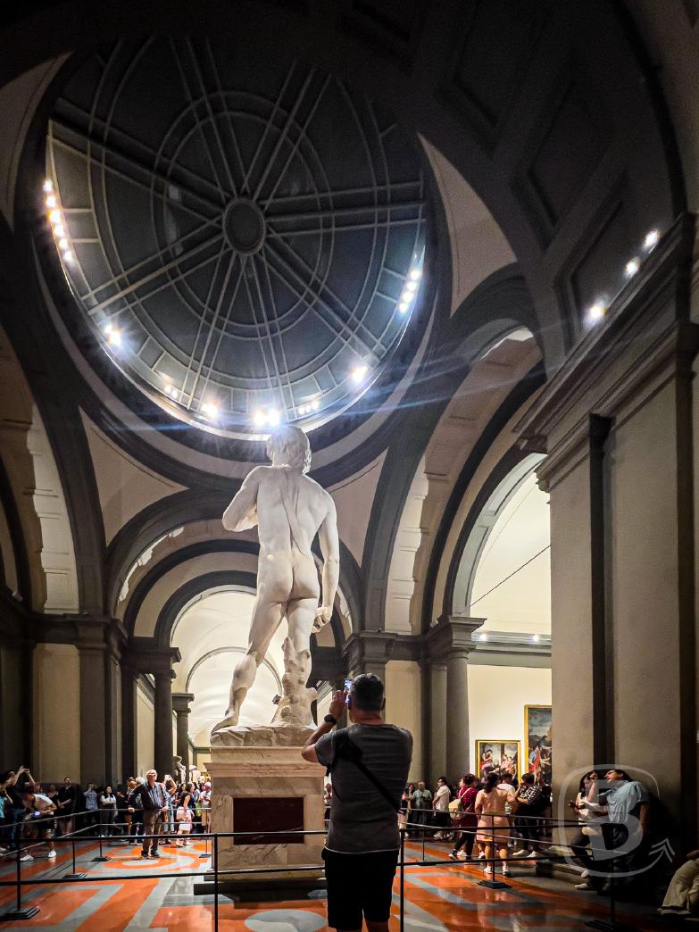 Florenz | Galleria dell’Accademia - Dirk fotografiert den David