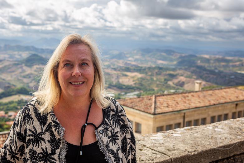 San Mario | Jeannette auf dem Piazza della Libertà