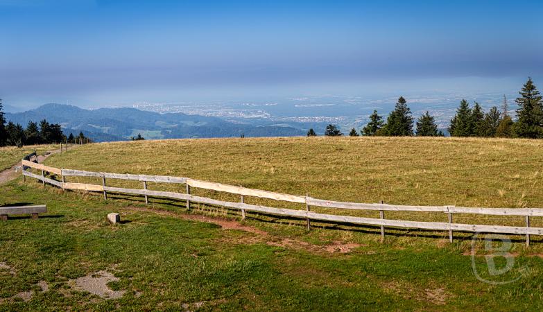 Kandel | Blick von der Gipfelpyramide