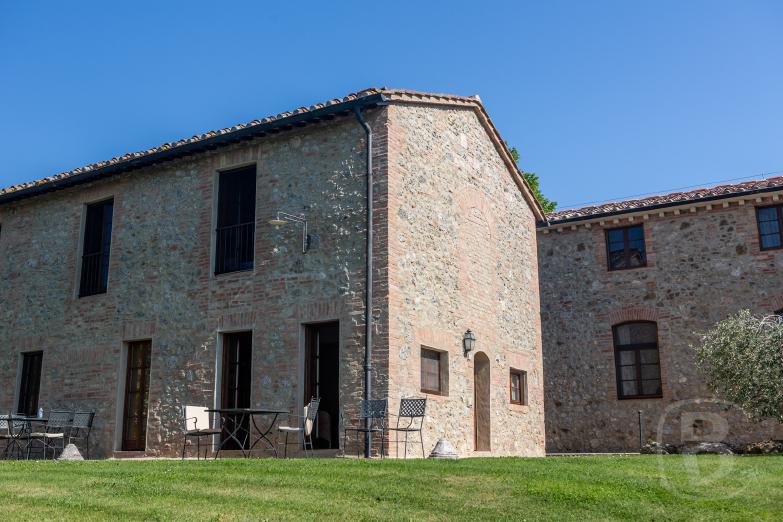 Pentolina | Unser Eckhaus