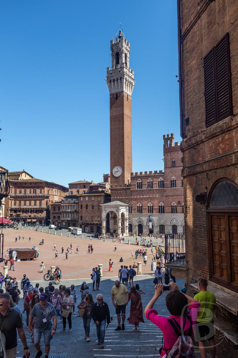Siena | Piazza del Campo mit dem Palazzo Comunale