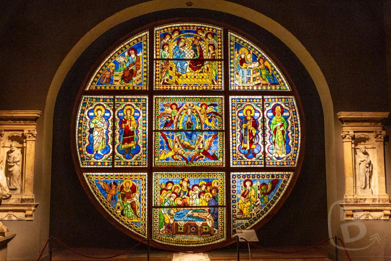 Siena | Facciatone - Buntglasfenster von Duccio di Buoninsegna