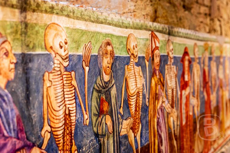 Slowenien/Ljubljana | Laibacher Schloss - Wandgemälde Totentanz