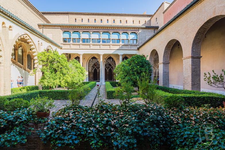 Saragossa | Palacio de la Aljafería | Innenhof von Santa Isabel