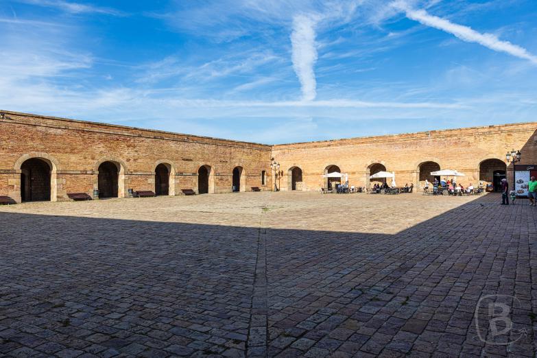 Barcelona / Castell de Montjuïc | Waffen- und Exerzierplatz