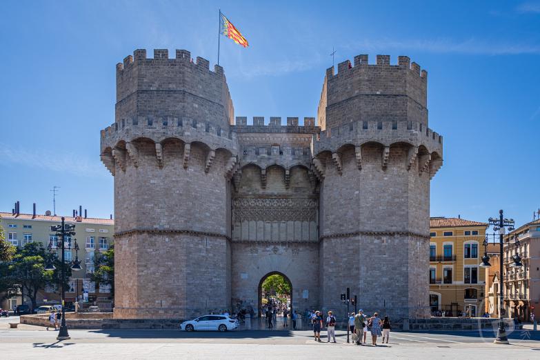 Valencia | Torres de Serrano