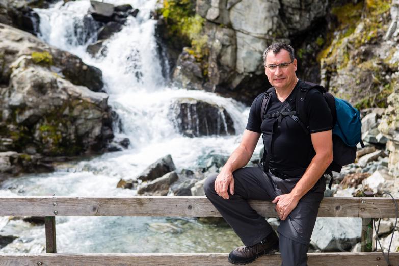 Silvretta-Hochalpenstraße | Dirk vor dem Klostertaler Bach