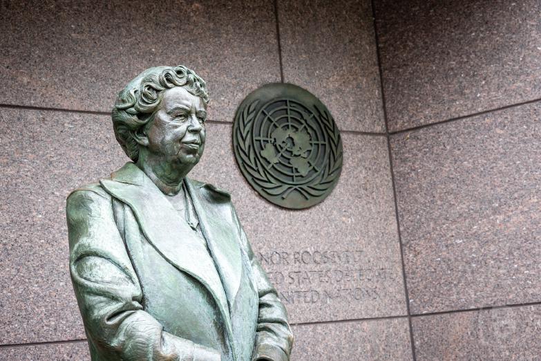 Washington DC | Franklin Delano Roosevelt Memorial - Eleanor Roosevelt Statue