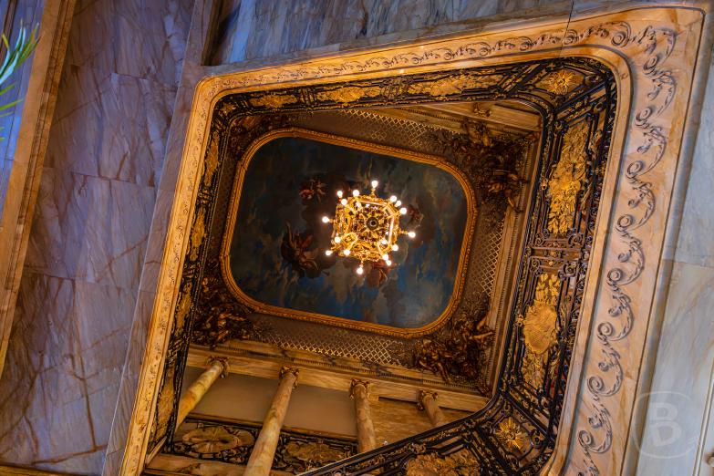 Newport | Marble House - Treppe