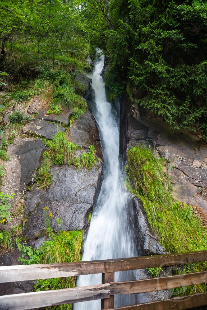 Hafling | Wasserfall am Wanderweg Nr. 2 zur Wurzeralm